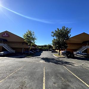 Homegate Studio And Suites San Antonio